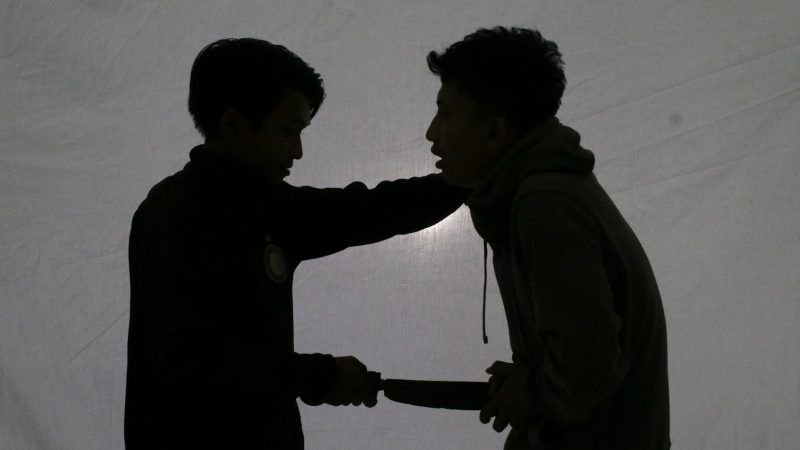 Teguran Polisi Tidur Berujung Penusukan di Desa Cikahuripan, Pelaku Masih Dicari