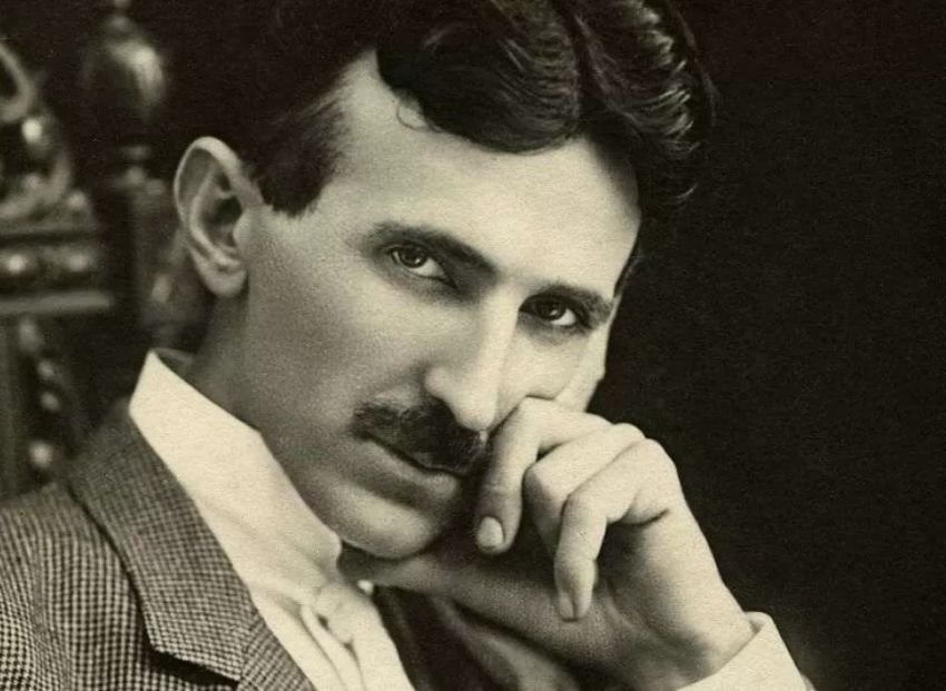 Nikola Tesla: Ilmuwan Visioner yang Mengubah Dunia dengan Penemuan Revolusioner