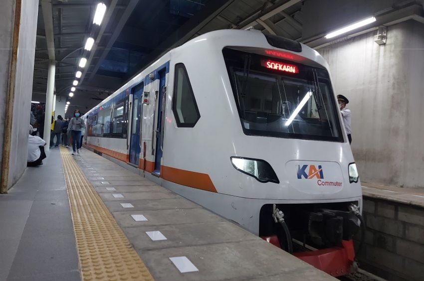 KAI Commuter Operasikan 1.063 Perjalanan KRL Jabodetabek per Hari selama Lebaran 2025