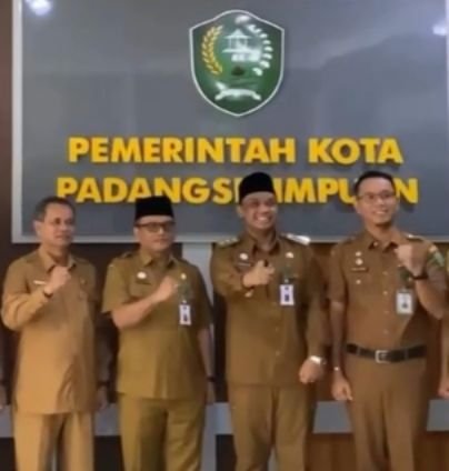 Untuk Kedua Kalinya Letnan Dalimunthe Mempercayakan Jabatan Plt Sekda Kota Padangsidimpuan Kepada Roni Gunawan Rambe