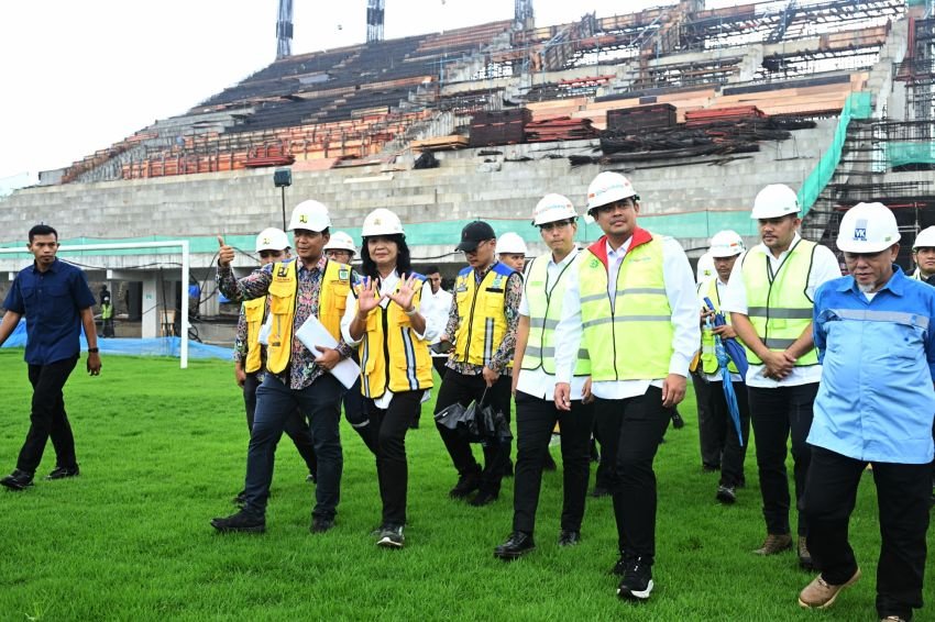 Percepat Renovasi Stadion Teladan, Wamen PU dan Gubernur Sumut Tinjau Proyek