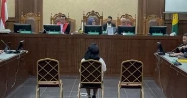 Kuasa Hukum Lisa Rachmat Desak Hadirkan Mantan Ketua PN Surabaya untuk Konfrontir Keterangan di Sidang Suap Perkara Ronald Tannur