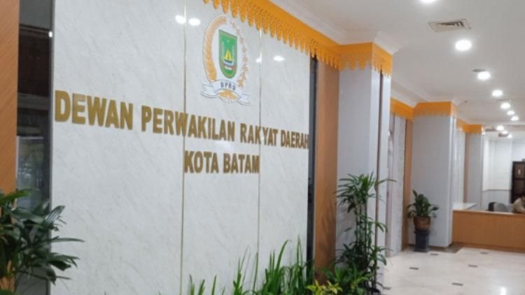 Pemkot Batam Anggarkan Rp 3,6 Miliar untuk Pengadaan Mobil Dinas Pimpinan DPRD Batam