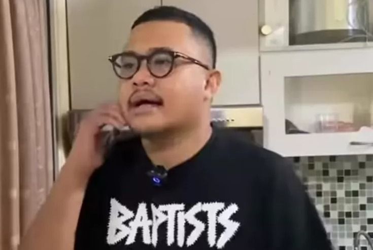 Sosok Komika , Sastra Silalahi Dihujat Warganet Setelah Sebut Supporter Indonesia Kalah Judi Bola