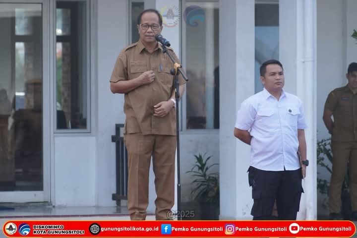 Wakil Wali Kota Gunungsitoli Pimpin Upacara Penaikan Bendera dan Ingatkan Tanggung Jawab ASN