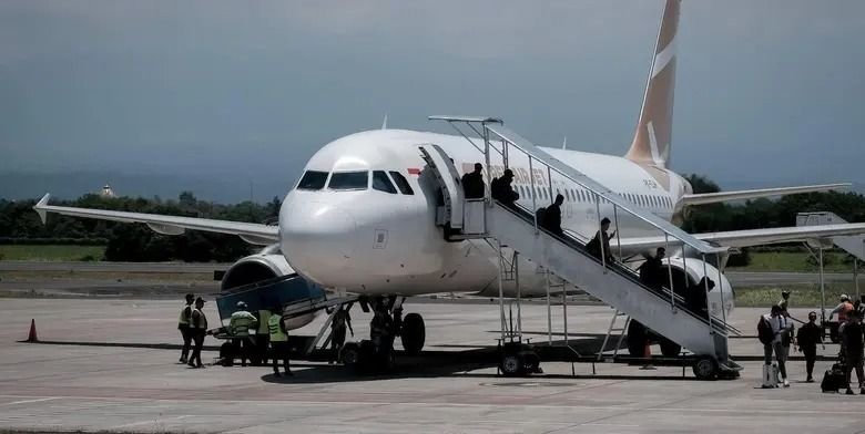 Garuda Indonesia Turunkan Harga Tiket Pesawat Domestik Hingga 14% untuk Periode Lebaran 2025