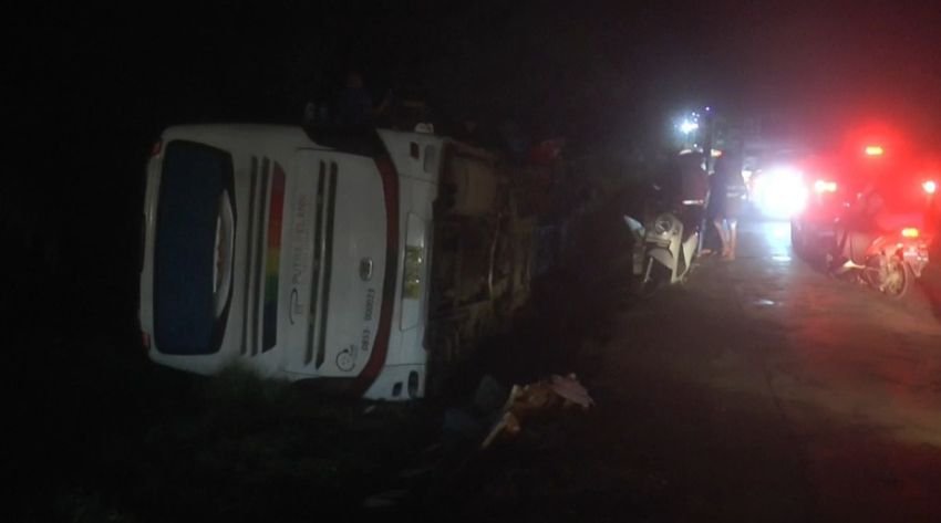Kecelakaan Beruntun di Jalinsum Asahan: Sopir Truk Tewas, 11 Penumpang Bus Terluka