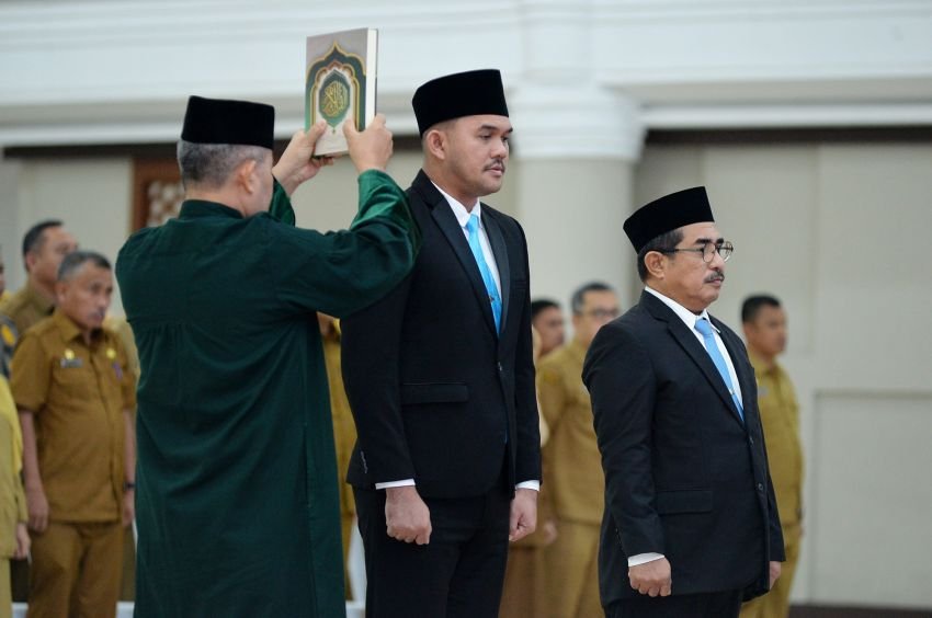 Bobby Nasution Lantik Dua Pejabat Pimpinan Tinggi Pratama di Pemprov Sumut