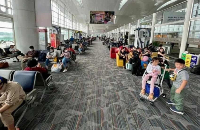 Tingginya Harga Tiket Penerbangan Domestik, Warga Pilih Transit Mandiri Lewat Malaysia dan Singapore