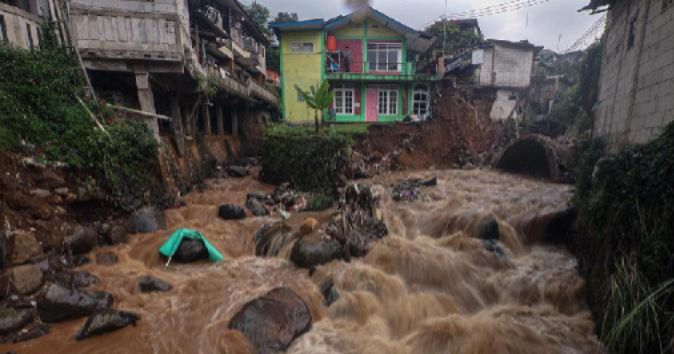 Evaluasi Tempat Wisata di Puncak: Gubernur Dedi Mulyadi Fokus Atasi Dampak Lingkungan