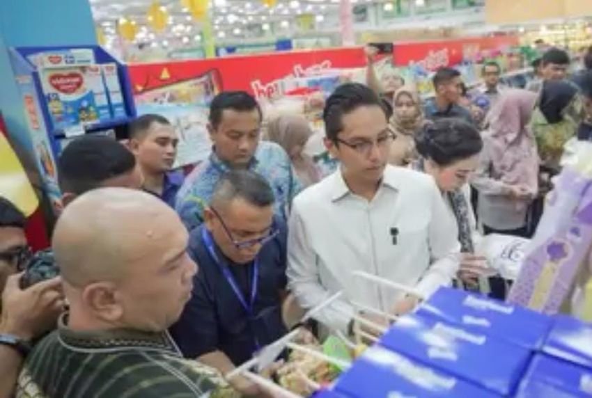 Diskoperindag Medan Sidak Brastagi Supermarket, Produk Impor Tanpa Label Halal Jadi Sorotan