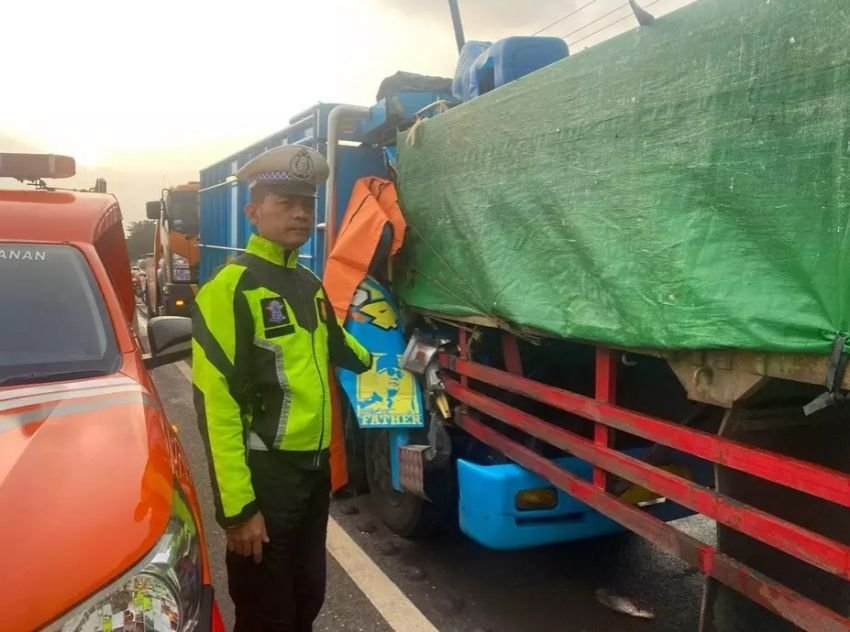 Kecelakaan Maut di Tol Cipali Subang, 2 Orang Tewas Akibat Mengantuk