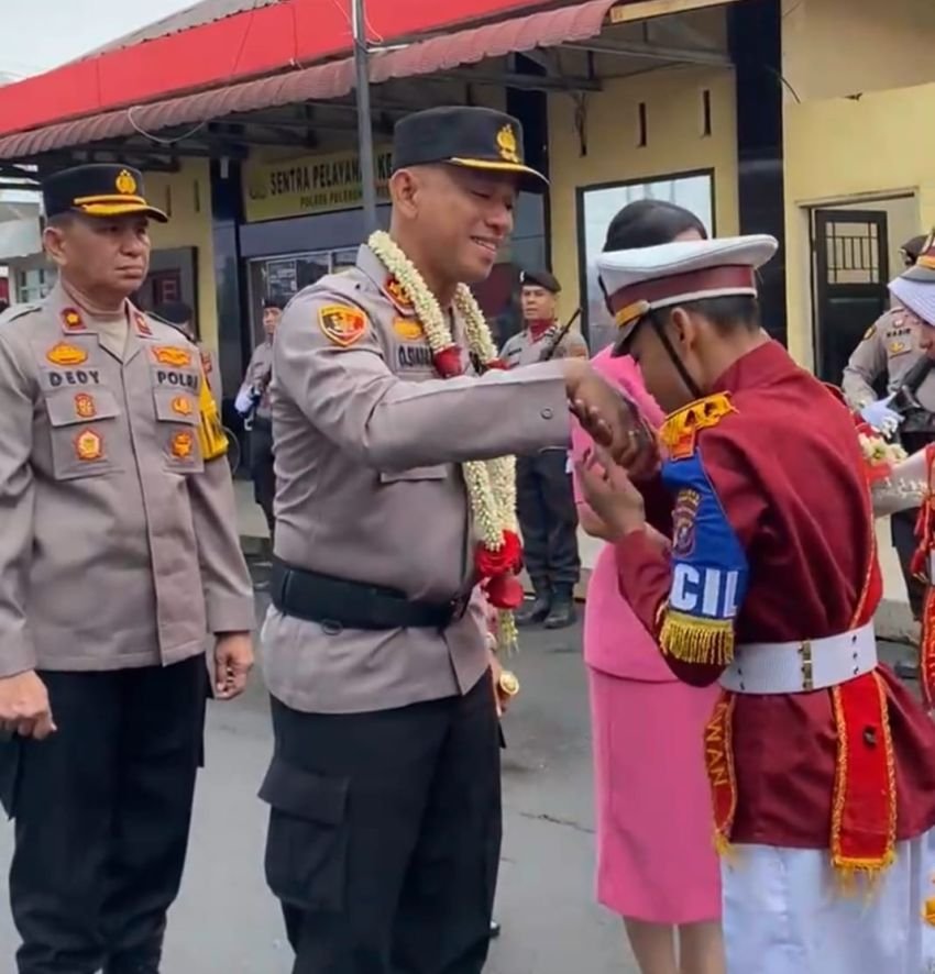 Serah Terima Jabatan Kapolres Pelabuhan Belawan, AKBP Janton Silaban Digantikan AKBP Oloan Siahaan