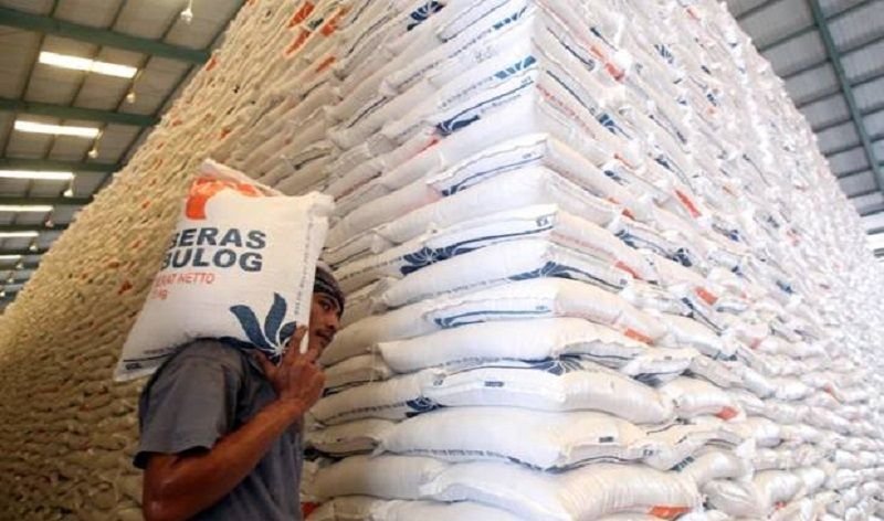 Stok Beras Pemerintah Aman 2,1 Juta Ton, Bapanas Pastikan Kebutuhan Pangan Terpenuhi Menjelang Lebaran 2025