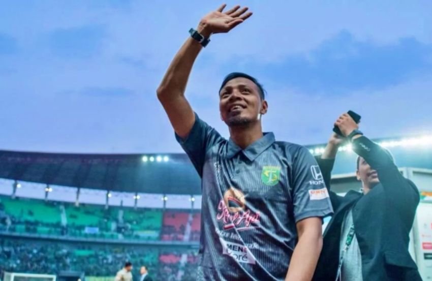 Persebaya vs Persib: Laga Istimewa untuk Penghormatan kepada Bejo Sugiantoro