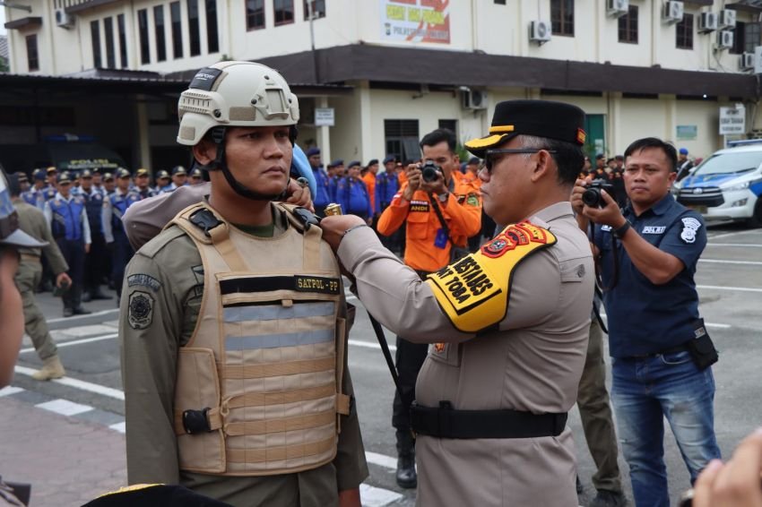 Polrestabes Medan Gelar Apel Pasukan Operasi Ketupat Toba 2025 untuk Antisipasi Arus Mudik Lebaran 1446 H