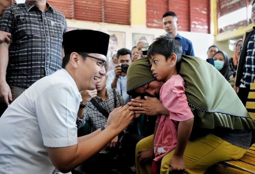 Wali Kota Medan Rico Waas Salurkan Zakat untuk 1.240 Mustahik Menjelang Idulfitri 1446 H