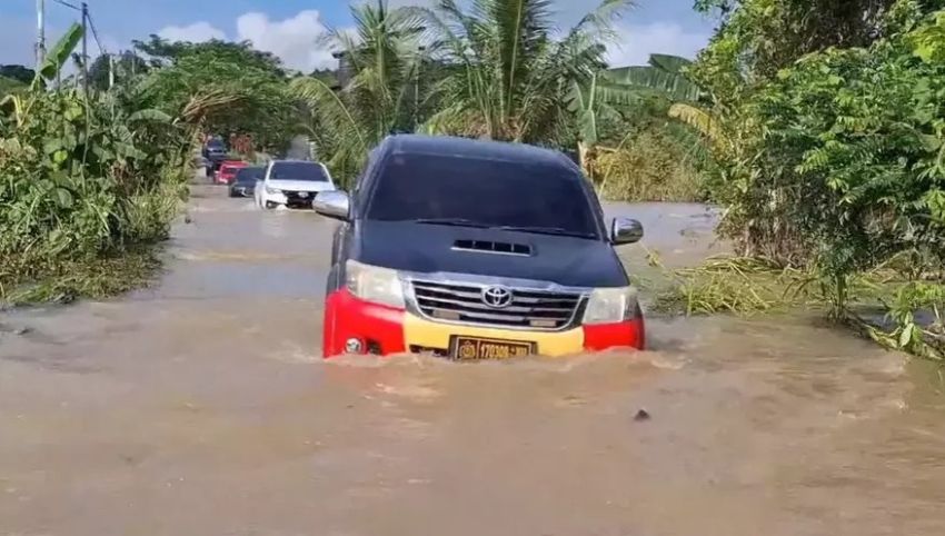 Banjir Terparah di Berau, Ratusan Rumah Terendam Sehari Sebelum Lebaran 2025