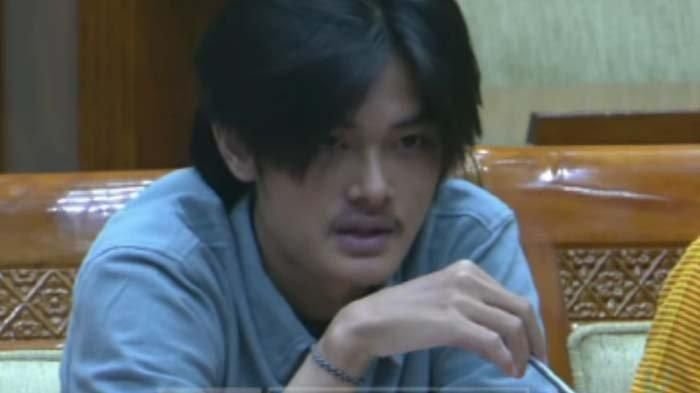 Farrel Mahardika Putra, Pemuda yang Viral Karena Ingin Jual Ginjal Demi Bebaskan Ibu , Ternyata Atlet E-Sport