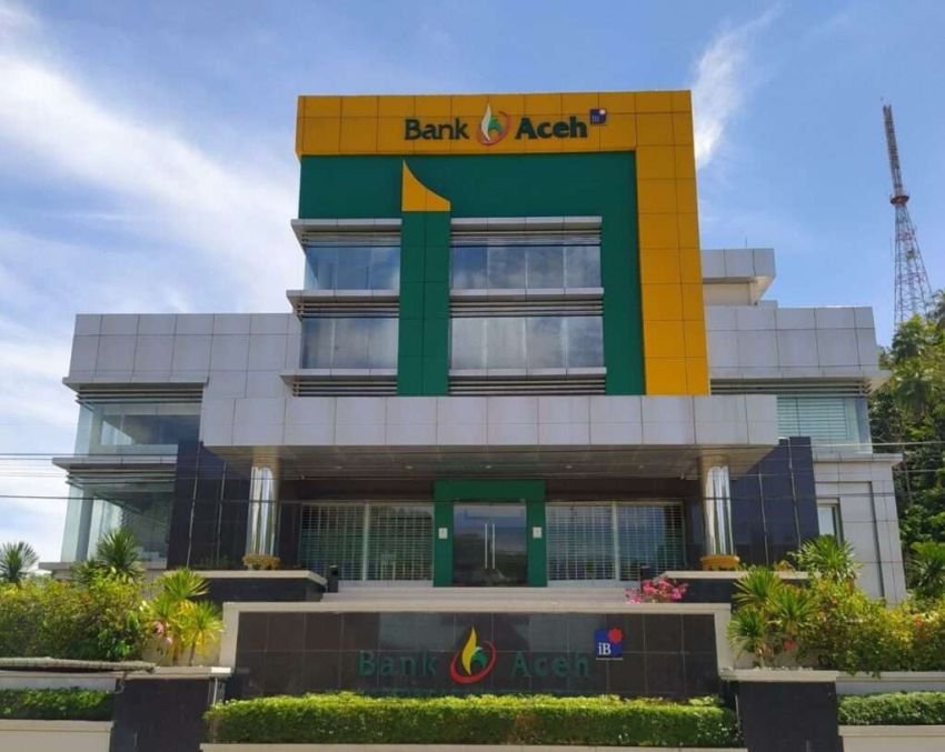 Dualisme Kepemimpinan di Bank Aceh: Keputusan Gubernur Aceh Disorot