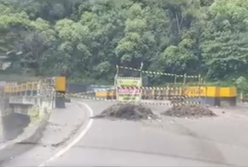 Jembatan Sidua-dua Diperbaiki, Arus Lalu Lintas Dialihkan Satu Jalur Antisipasi Kerusakan