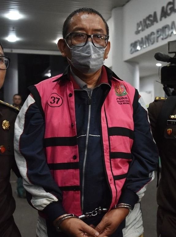 Direktur Pemberitaan JAK TV Nonaktif Gunakan Alat Pemantau Elektronik Usai Jadi Tahanan Kota, Kejagung Ungkap Alasan Medis