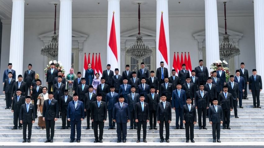 Isu Reshuffle Kabinet Mencuat Usai Lebaran, Guntur Romli: Menteri Blunder dan Rangkap Jabatan Harus Dievaluasi