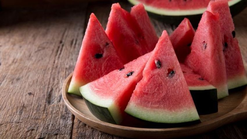 5 Buah yang Sebaiknya Dihindari Saat Malam Hari, Bisa Ganggu Tidur dan Pencernaan