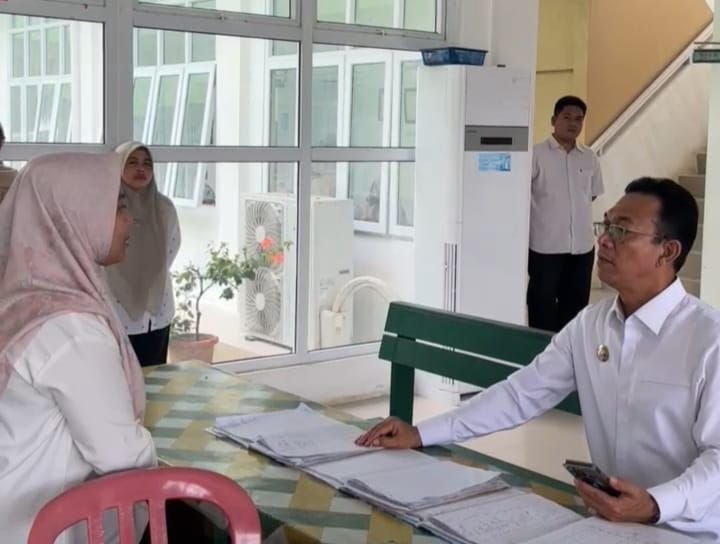 Bupati Tapsel Sidak Puskesmas Pintu Padang, Dugaan Pungli Terkuak