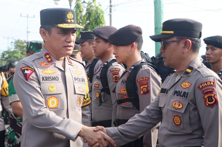 Kapolda Jambi Pimpin Apel Pengamanan Pemungutan Suara Ulang di Kabupaten Bungo