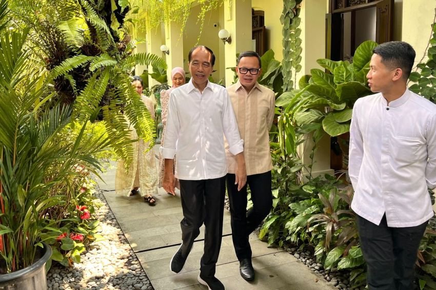 Jokowi Pertimbangkan Langkah Hukum Terkait Tuduhan Ijazah Palsu