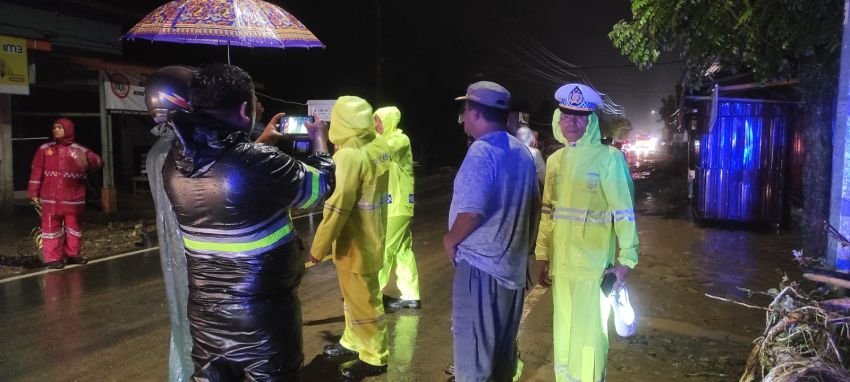 Tiga Jam Diguyur Hujan, Kota Padangsidimpuan Kembali Dilanda Banjir