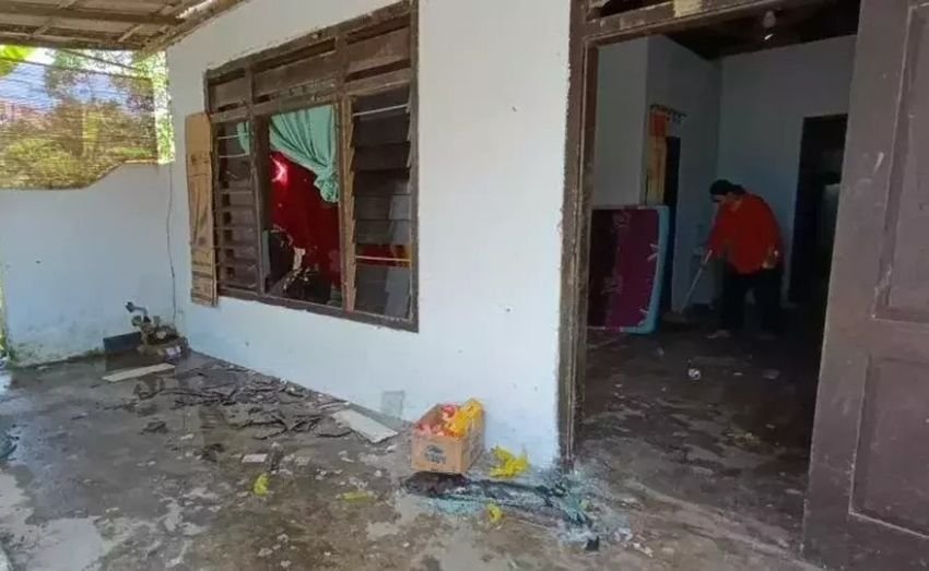 Balon Udara Isi Petasan Meledak di Tulungagung, Rusak Rumah dan Mobil Warga