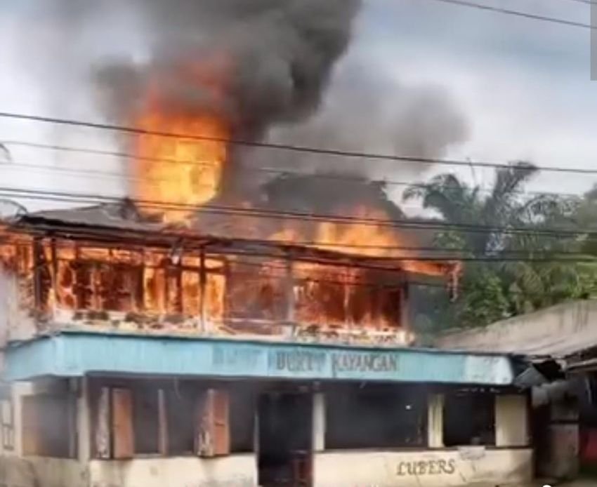 Rumah Makan Lubers di Sorkam Kanan Terbakar, Kerugian Capai Ratusan Juta Rupiah