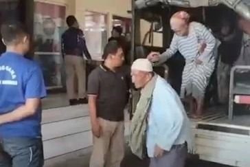 Bikin Melongo! Pengemis Lansia di Bondowoso Raup Rp600 Ribu Sehari, Sudah Naik Haji dan Umrah