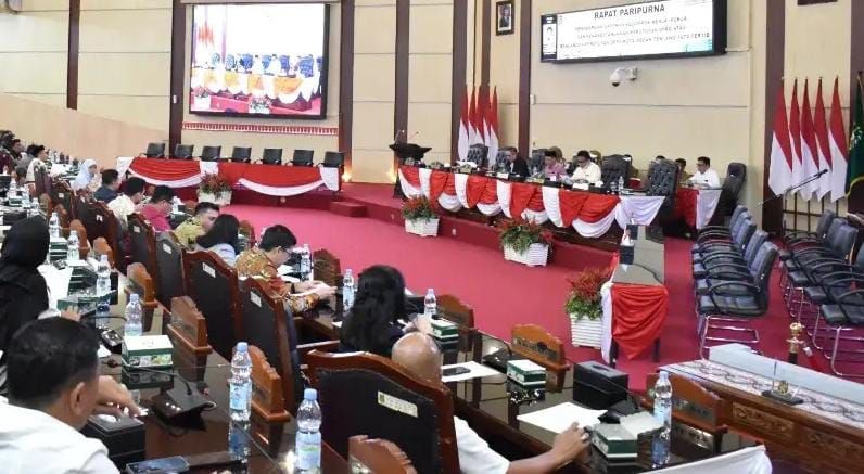 Rapat Paripurna DPRD Medan Diwarnai Interupsi, Pengesahan Tatib Tetap Dilanjutkan