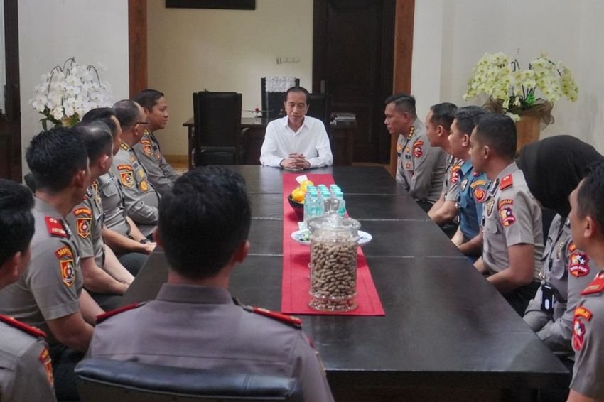 Jokowi Arahkan Perwira Sespimmen Polri untuk Perkuat Sinergi Polri-TNI di Era Digital