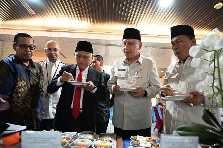 Wagub Sumut Lantik PPIH Embarkasi Kualanamu, Pastikan Layanan Jemaah Haji Berjalan Optimal