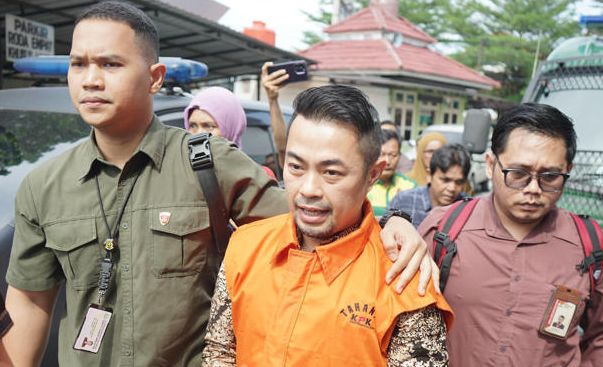 Eks Pj Wali Kota Pekanbaru Bayar Jahit Baju Istri Pakai Uang Korupsi Rp 158 Juta