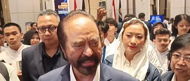 Surya Paloh Singgung Elite Politik Jangan Mabuk Kekuasaan, Harap Generasi Muda Ambil Alih Perubahan