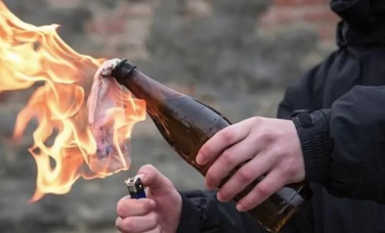 Bom Molotov Meledak di Rumah Wartawan Langkat, Polisi Lakukan Penyidikan