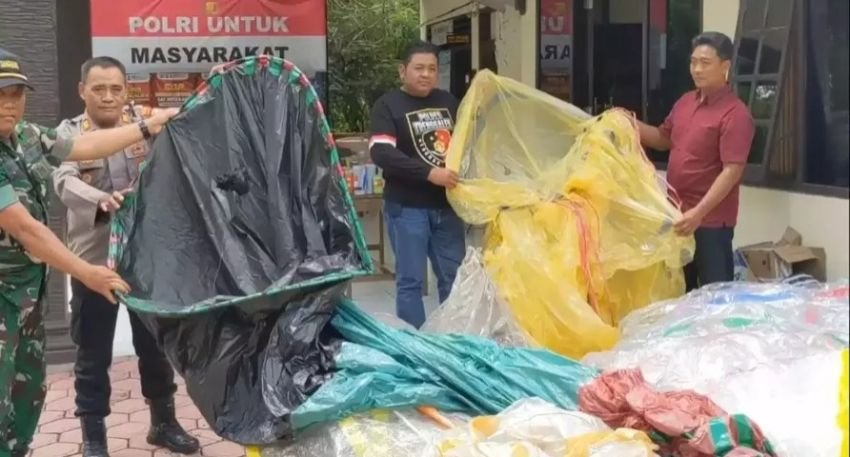 Ledakan Balon Petasan Hancurkan Rumah Dinas Dokter di Trenggalek, Polisi Amankan Puluhan Balon dan Petasan