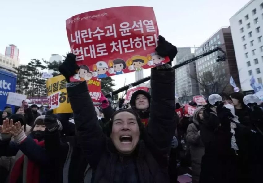 Mahkamah Konstitusi Korea Selatan Pecat Presiden Yoon Suk Yeol, Rakyat Rayakan Kemenangan Demokrasi