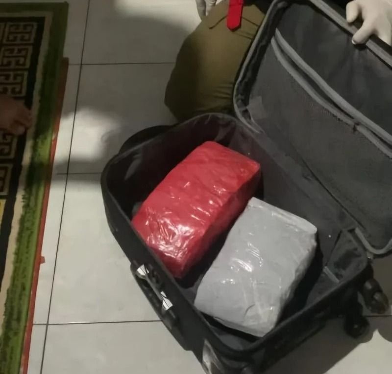 Geger! Hakim PN Jaksel Sembunyikan Rp 5,5 Miliar di Bawah Kasur Terkait Suap Kasus Ekspor CPO