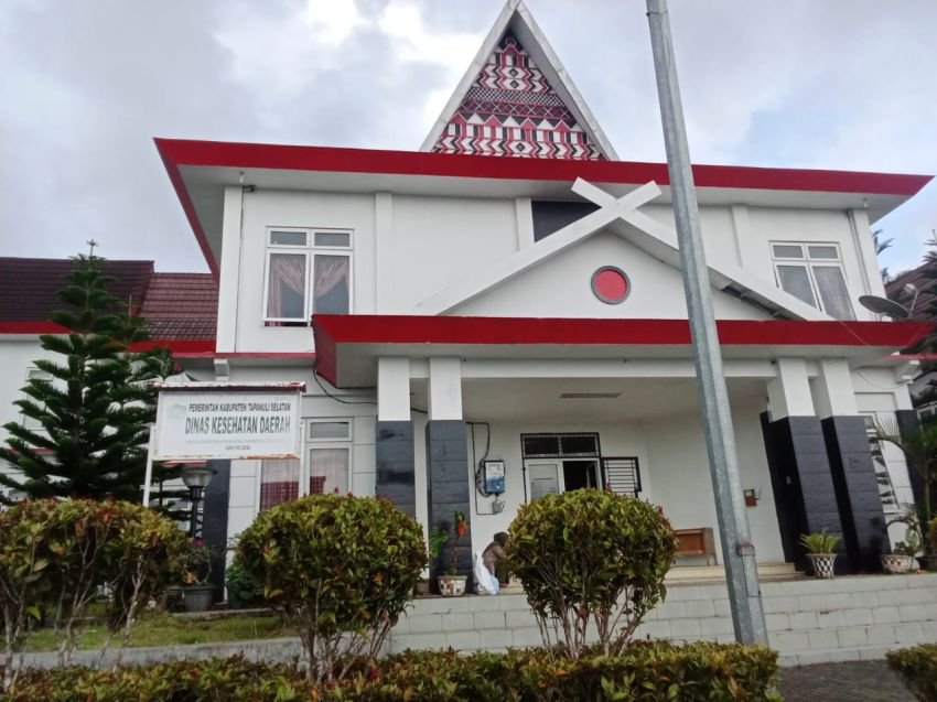 Tenaga Harian Lepas di Tapanuli Selatan Menuai Sorotan: Pengangkatan Tanpa Dasar Hukum yang Jelas