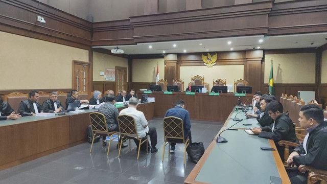 Tiga Hakim Vonis Bebas Ronald Tannur Dituntut 9&ndash;12 Tahun Penjara, Terima Suap Rp 4,6 Miliar