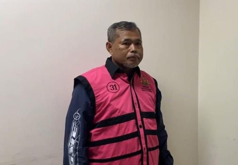 Terungkap! Isi Tas Hakim yang Dititipkan ke Satpam: Uang & Cincin Usai Terlibat Suap Vonis Lepas