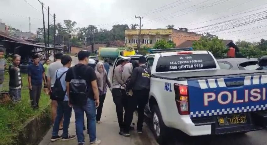 Cepat Tanggap! Polisi Muaro Jambi Selamatkan Penumpang Trans Siginjai yang Alami Serangan Jantung