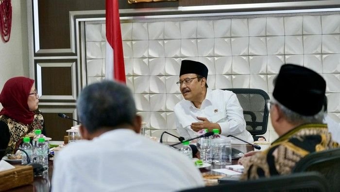 Gus Ipul Tegaskan Sekolah Rakyat Berikan Pendidikan Setara Sekolah Unggulan untuk Anak Miskin Ekstrem