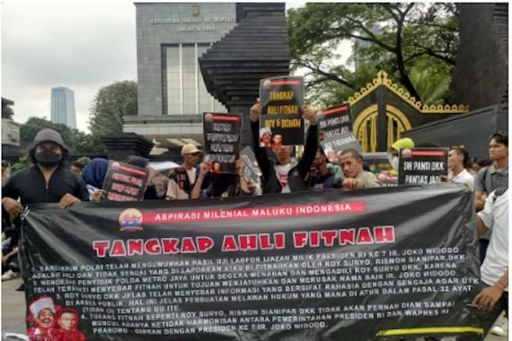 Desak Proses Hukum Roy Suryo Cs, AMMI Gelar Aksi di Depan Polda Metro Jaya